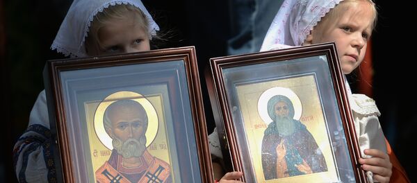 Copii, la evenimentele dedicate împlinirii a 700 de ani de la nașterea Sf. Serghie de Radonej - Sputnik Moldova