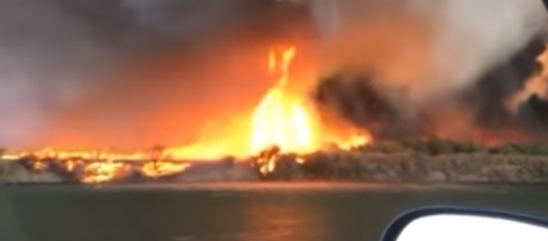 Огненный торнадо - Sputnik Молдова