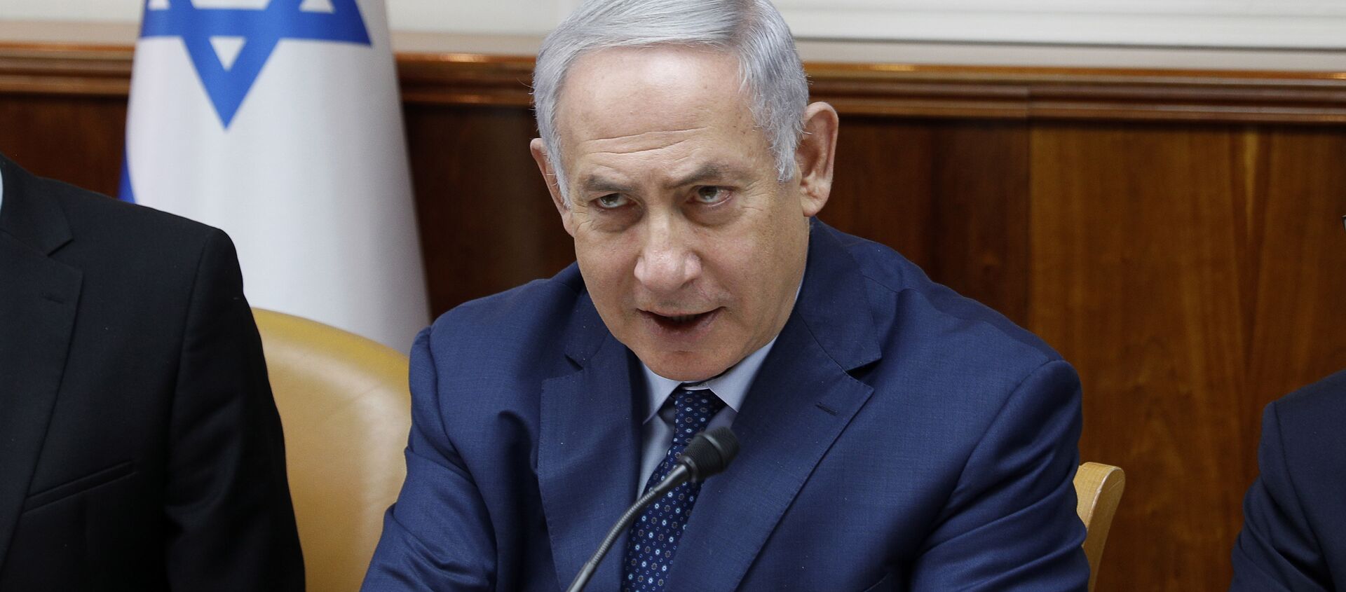 Israeli Prime Minister Benjamin Netanyahu chairs the weekly cabinet meeting at the Prime Minister's office in Jerusalem, Sunday, April 15, 2018 - Sputnik Moldova-România, 1920, 03.06.2021