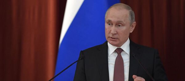 Президент РФ В. Путин выступил на совещании послов и постоянных представителей РФ - Sputnik Moldova-România