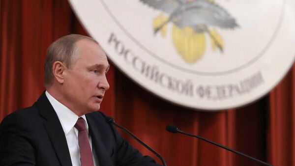 Президент РФ В. Путин выступил на совещании послов и постоянных представителей РФ - Sputnik Moldova-România