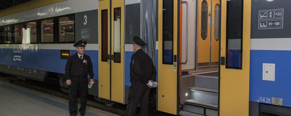 поезд Кишинев - Яссы tren Chisinau - Iasi - Sputnik Moldova