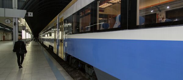 Tren Поезд - Sputnik Moldova