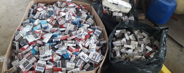 Контрабанда сигарет - Sputnik Moldova