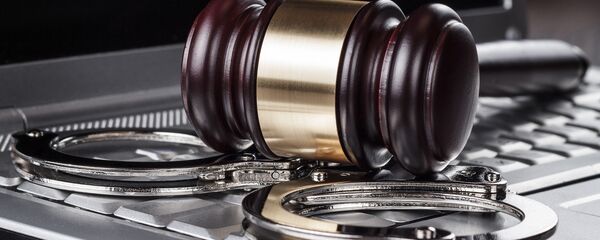 Наручники на клавиатуре Наручники на клавиатуре - Sputnik Moldova