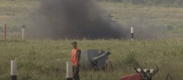 LIVE: АрМИ-2018. Танковый биатлон в Алабино - Sputnik Молдова