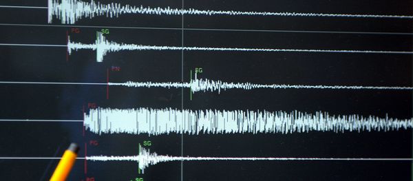 Earthquake - Sputnik Moldova-România