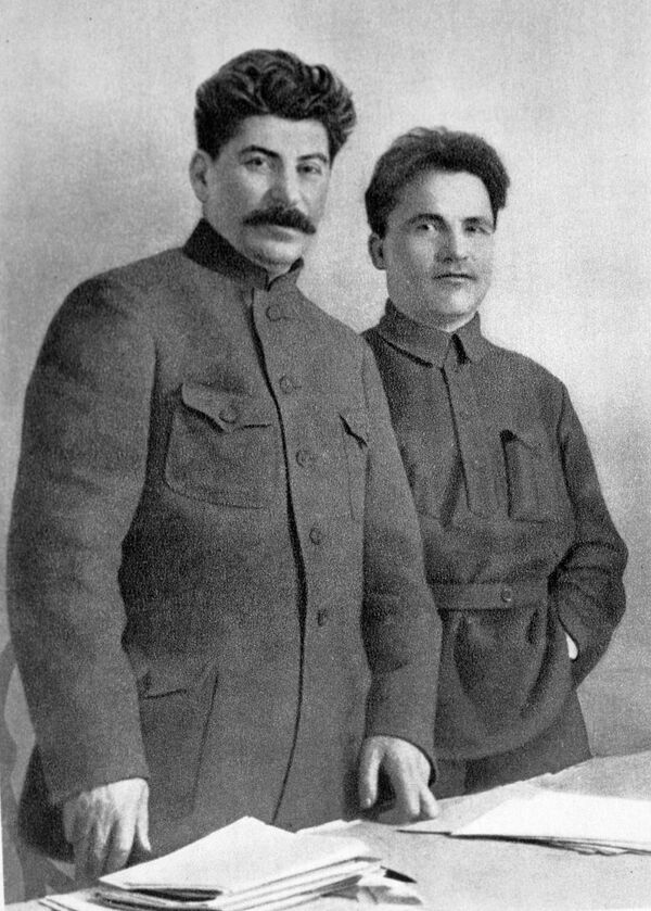 Иосиф Виссарионович Сталин и Сергей Миронович Киров - Sputnik Молдова