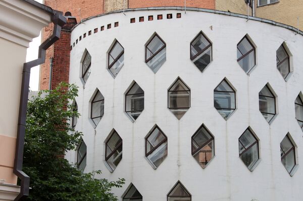 Одноквартирный жилой дом в Кривоарбатском переулке. Архитектор Константин Мельников. - Sputnik Молдова