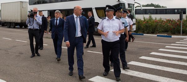 Premierul Pavel Filip, control inopinat la vama Leușeni - Sputnik Moldova