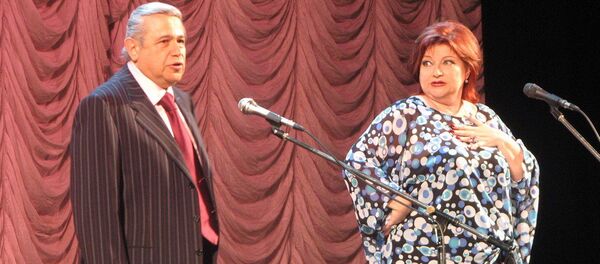 Евгений Петросян и Елена Степаненко - Sputnik Молдова