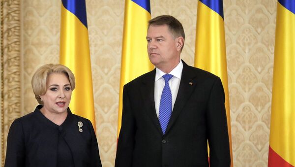 Klaus Iohannis și Viorica Dăncilă - Sputnik Moldova