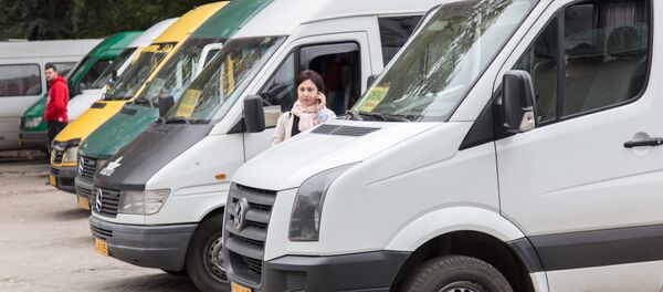 transport microbuse masini транспорт микроавтобусы машины - Sputnik Moldova