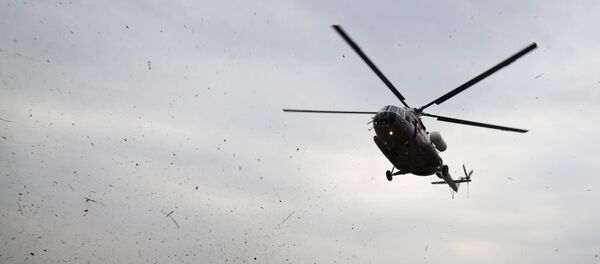 Вертолет Ми-8, архивное фото.  - Sputnik Молдова