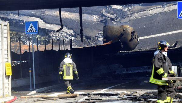 Взрыв на автостраде в Болонье - Sputnik Молдова