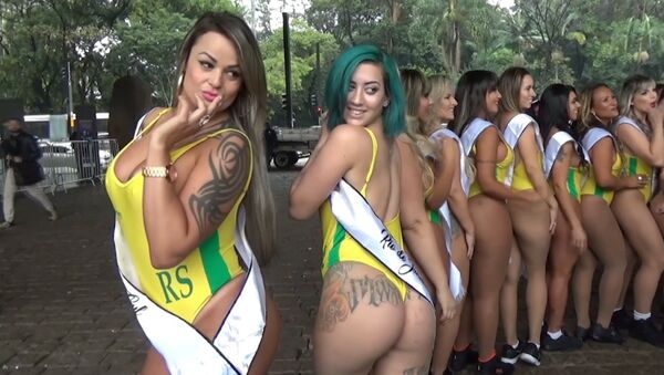 Конкурс Мисс бум-бум-2018 в Бразилии - Sputnik Moldova
