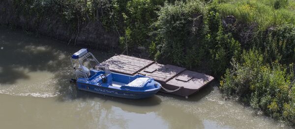 Poliția de Frontieră - Râul Prut - Sputnik Moldova