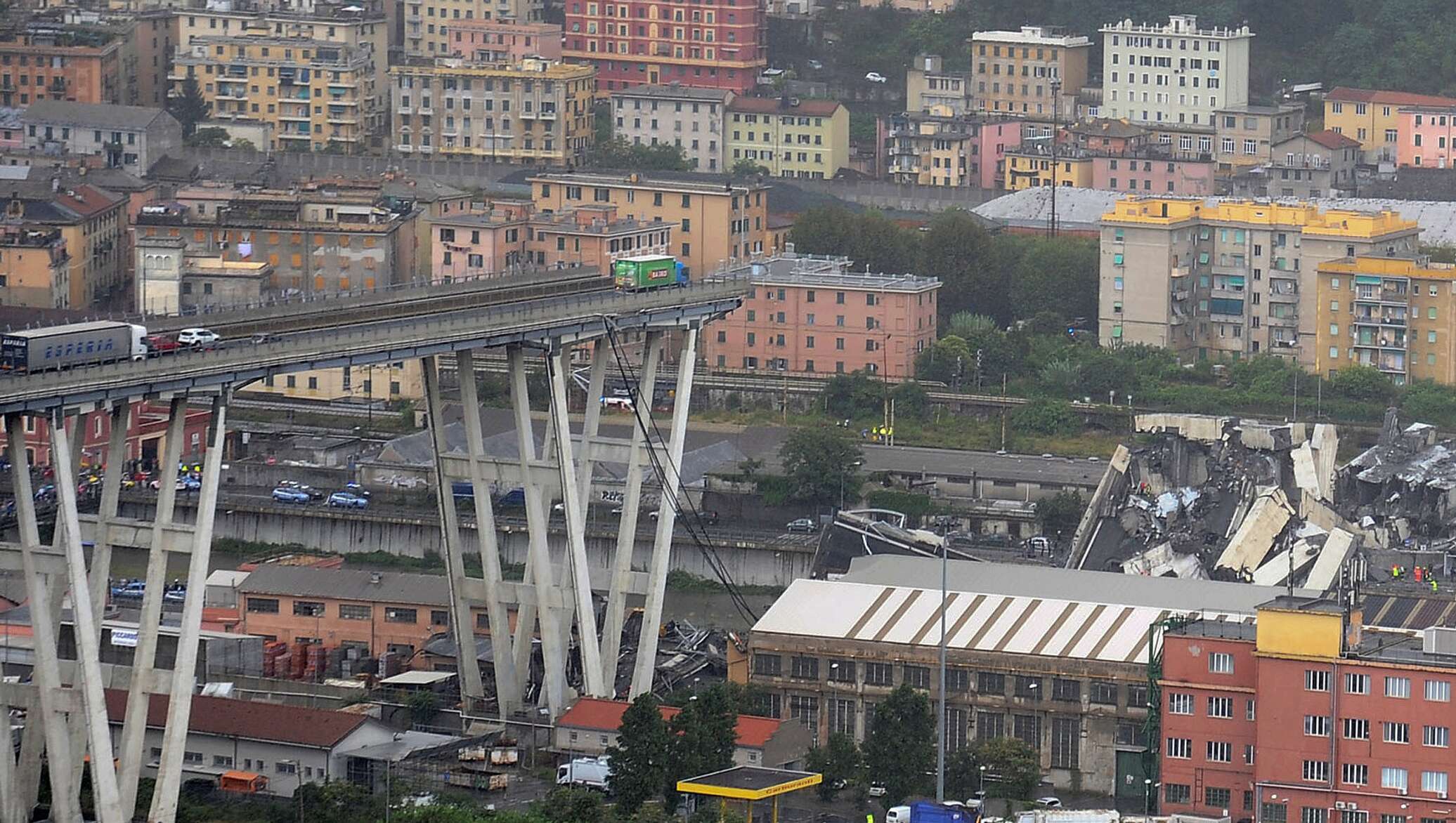 генуя рухнул мост