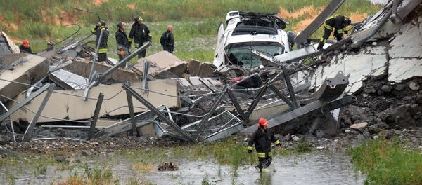 Un pod s-a prăbușit pe autostrada A10, din Nordul Italiei, în orașul Genova - Sputnik Moldova