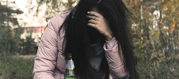 Женский алкоголизм Женский алкоголизм - Sputnik Молдова