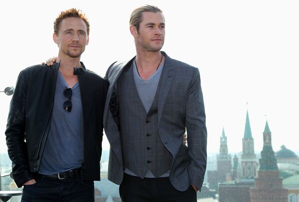 Фотоколл актеров фильма Мстители - Sputnik Молдова