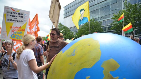 Acțiune de protest a antiglobaliștilor - Sputnik Moldova