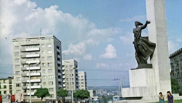 Монумент Освобождение в центре Кишинева. - Sputnik Молдова