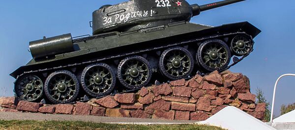 Легендарная история дубоссарского Т-34 и его экипажа - Sputnik Молдова