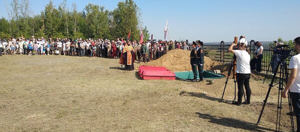 Церемония захоронения останков воинов-освободителей, погибших в годы Великой Отечественной войны - Sputnik Молдова