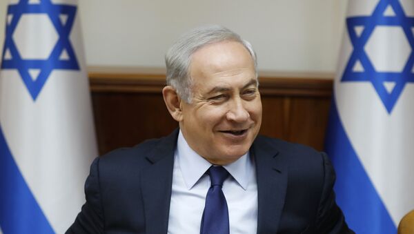 Israeli Prime Minister Benjamin Netanyahu attends the weekly cabinet meeting in Jerusalem, Sunday, July 30, 2017 - Sputnik Молдова