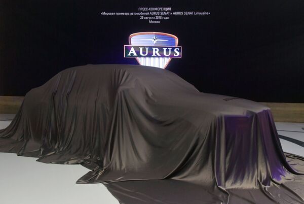 Презентация автомобиля Aurus Senat на Московском международном автомобильном салоне 2018 - Sputnik Молдова