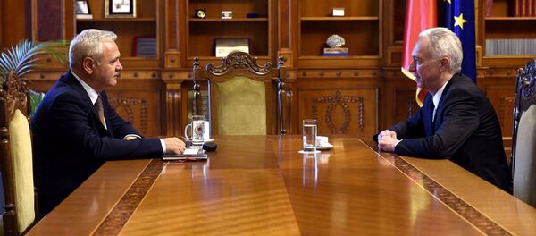 Liviu Dragnea și Hans Klemm - Sputnik Moldova-România