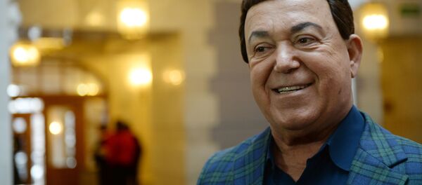 Певец Иосиф Кобзон на пресс-конференции, посвященной 50-летию творческой деятельности Елены Образцовой, в Атриуме вспомогательного корпуса Государственного академического Большого театра в Москве, 2013 год - Sputnik Молдова