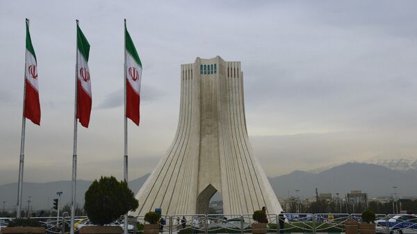 Turnul Azadi din Teheran, capitala Iranului - Sputnik Moldova