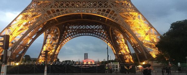 Turnul Eiffel  - Sputnik Moldova