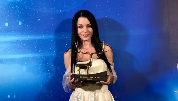 Inis Neziri (Albania), câștigătoarea Trofeului Cerbul de Aur la Festivalul Internațional Cerbul de Aur 2018 - Sputnik Moldova-România