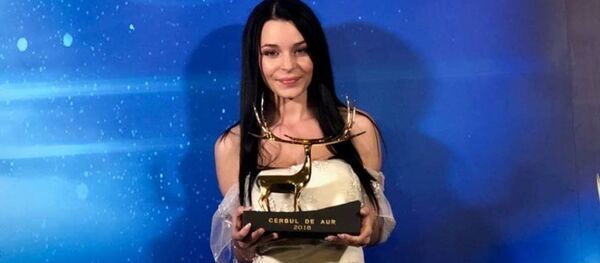 Inis Neziri (Albania), câștigătoarea Trofeului Cerbul de Aur la Festivalul Internațional Cerbul de Aur 2018 - Sputnik Moldova-România