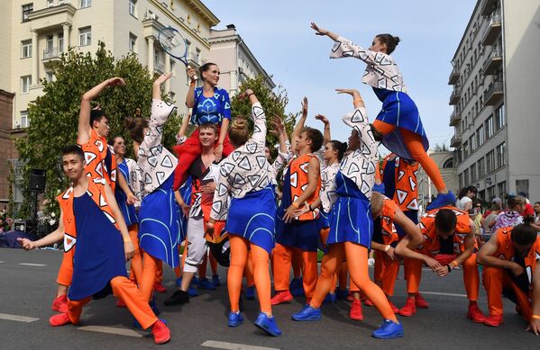 Уличный фестиваль Добрая Москва 871 на Тверской улице в честь Дня города - Sputnik Молдова