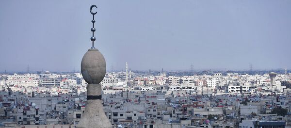 Ситуация в районе лагеря беженцев Ярмук на юге Дамаска Ситуация в районе лагеря беженцев Ярмук на юге Дамаска - Sputnik Moldova-România