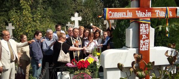 Comemorare Corneliu Vadim Tudor - Sputnik Moldova-România