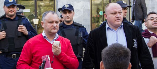 Председатель ПСРМ Игорь Додон о генпрокуроре Корнелии Гурине и других чиновниках: Мы будем пикетировать их, пока они не уйдут со своих постов. - Sputnik Moldova