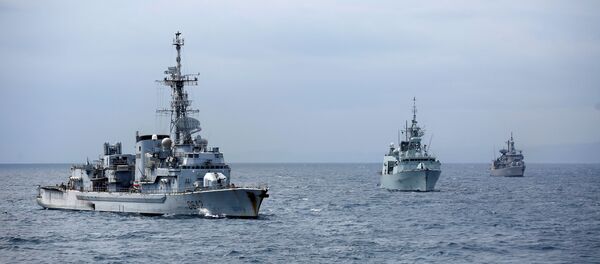 Warships participate in NATO's Dynamic Manta 2017 anti-submarine warfare exercise, in the Mediterranean sea, Italy March 13, 2017. Picture taken March 13, 2017 - Sputnik Moldova-România