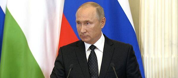 Путин о сбитом в Сирии российском самолете ИЛ-20 - Sputnik Молдова