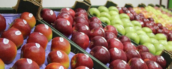 Молдавские яблоки на стенде Молдовы на выставке WorldFood Moscow - Sputnik Молдова