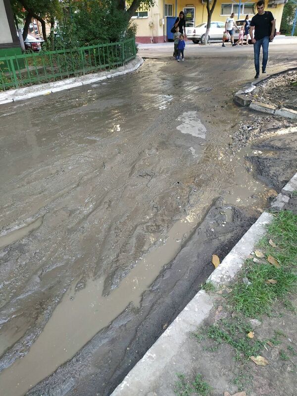 Авария водопровода в Кишиневе Авария водопровода в Кишиневе - Sputnik Молдова