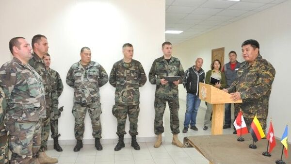 Militari moldoveni, instruire - Sputnik Moldova
