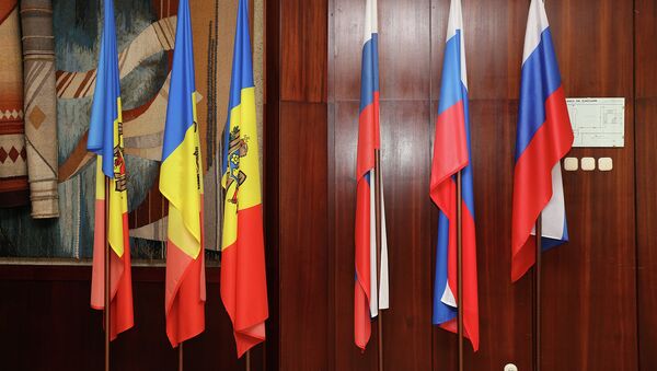 Drapele ale Republicii Moldova și Federației Ruse - Sputnik Moldova