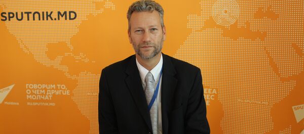 Натан Джилл - Sputnik Молдова