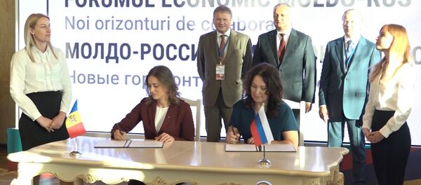 Молдо-российский форум завершился подписанием ряда контрактов - Sputnik Молдова