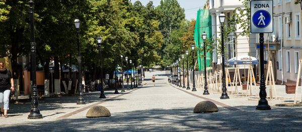 пешеходная улица strada pietonala - Sputnik Молдова